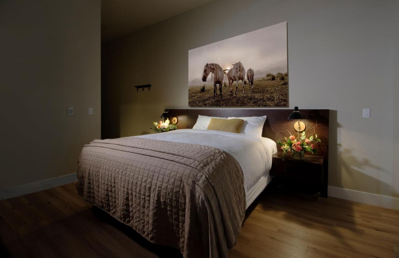 Gateway Hotel, Trademark Collection By Wyndham Copper Cove Subdivision Esterno foto