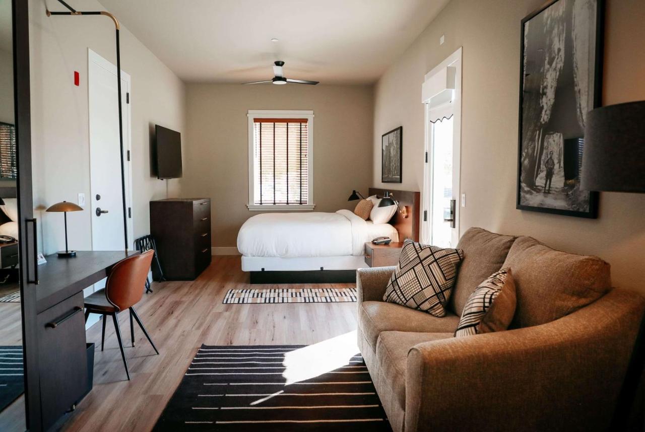 Gateway Hotel, Trademark Collection By Wyndham Copper Cove Subdivision Esterno foto
